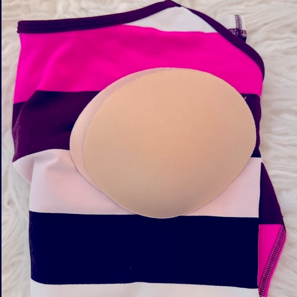 Lululemon Power Y Tank *Luon Light
Pow Stripe Raspberry Glo Light / Plum - Picture 13 of 13